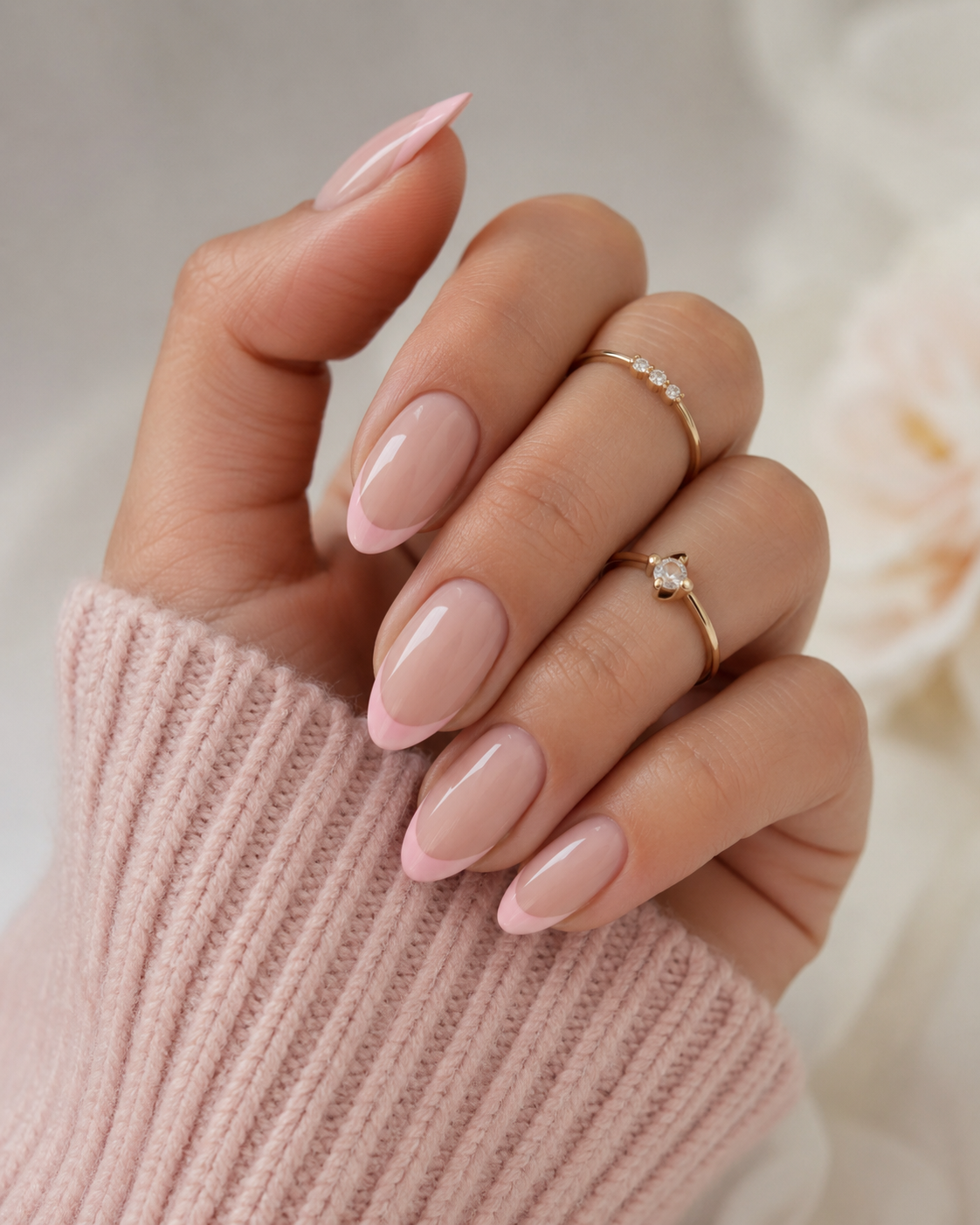 French Nails mit rosa Spitze